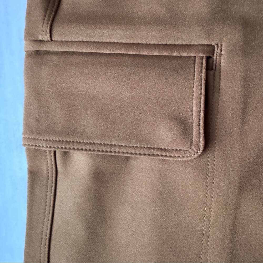 Athleta Promenade High Rise Cargo Pant in Walnut Size Small NWT - Picture 9 of 16